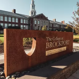 hoc-bong-m-12-500-usd-tai-suny-brockport-new-york